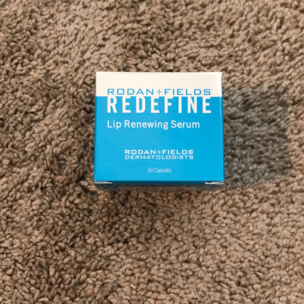 Rodan and Fields lip renewing serum